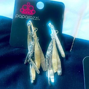 Beautiful Paparazzi Earings